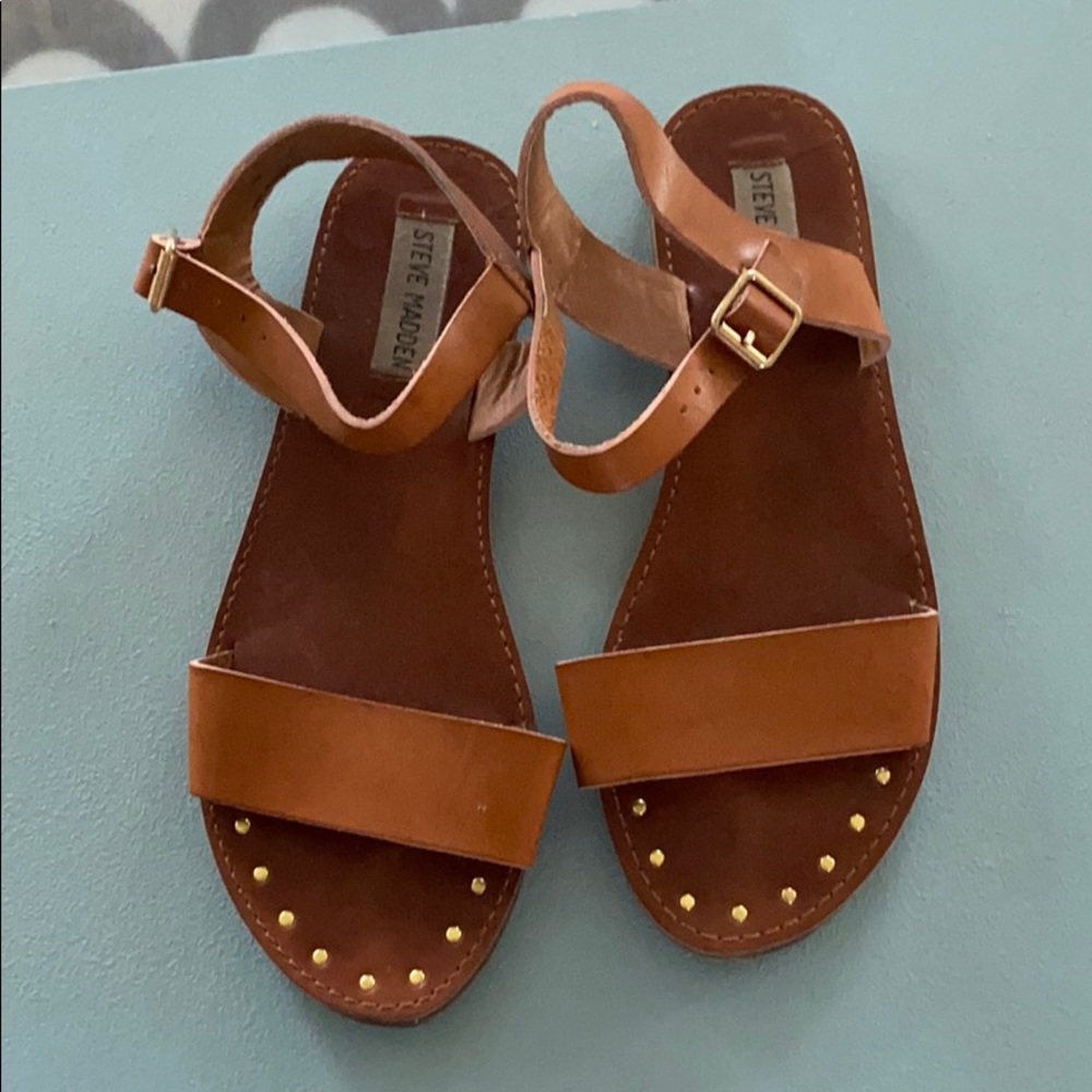 Steve Madden Tan Flat Sandals